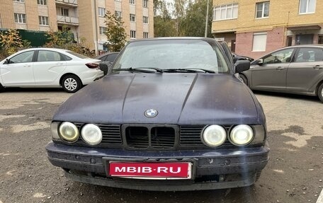 BMW 5 серия, 1989 год, 164 000 рублей, 1 фотография