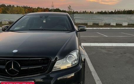 Mercedes-Benz C-Класс, 2012 год, 1 200 000 рублей, 7 фотография