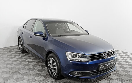 Volkswagen Jetta VI, 2011 год, 978 000 рублей, 3 фотография