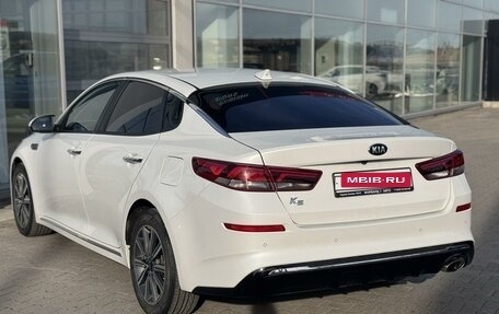 KIA K5 II, 2019 год, 2 500 000 рублей, 13 фотография