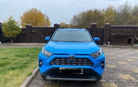 Toyota RAV4, 2019 год, 3 400 000 рублей, 1 фотография