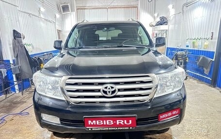 Toyota Land Cruiser 200, 2011 год, 3 900 000 рублей, 1 фотография