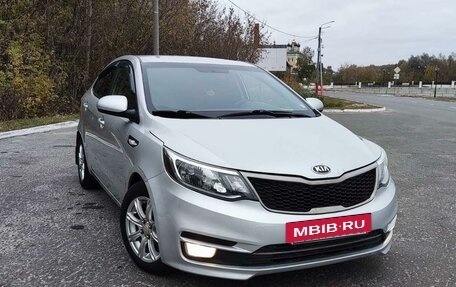 KIA Rio III рестайлинг, 2016 год, 960 000 рублей, 2 фотография