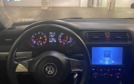 Volkswagen Jetta VI, 2013 год, 1 120 000 рублей, 14 фотография