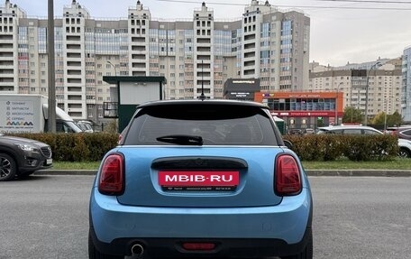 MINI Hatch, 2018 год, 1 790 000 рублей, 4 фотография