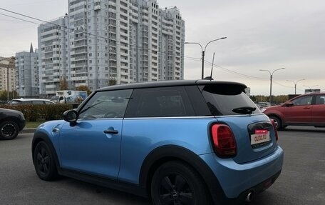 MINI Hatch, 2018 год, 1 790 000 рублей, 8 фотография