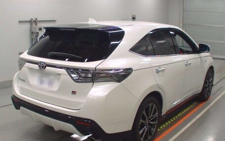 Toyota Harrier, 2018 год, 3 180 000 рублей, 2 фотография