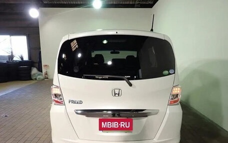 Honda Freed I, 2014 год, 1 540 222 рублей, 3 фотография