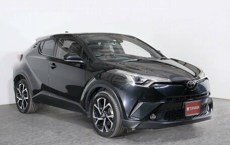 Toyota C-HR I рестайлинг, 2017 год, 2 250 000 рублей, 3 фотография