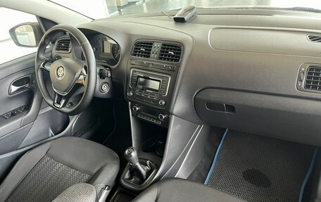 Volkswagen Polo VI (EU Market), 2017 год, 999 000 рублей, 4 фотография