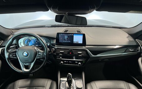 BMW 5 серия, 2017 год, 3 200 000 рублей, 26 фотография