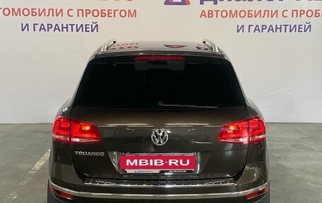 Volkswagen Touareg III, 2014 год, 2 710 000 рублей, 5 фотография