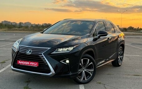 Lexus RX IV рестайлинг, 2019 год, 5 100 000 рублей, 4 фотография