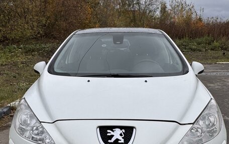 Peugeot 308 II, 2010 год, 550 000 рублей, 2 фотография