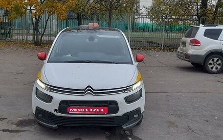 Citroen C4 Picasso II рестайлинг, 2017 год, 620 000 рублей, 1 фотография