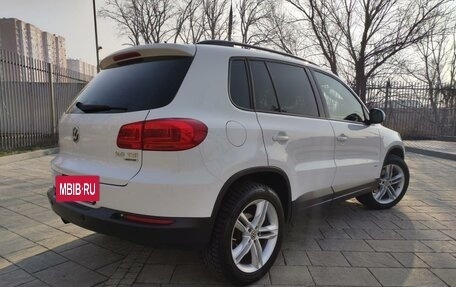 Volkswagen Tiguan I, 2011 год, 1 570 000 рублей, 6 фотография