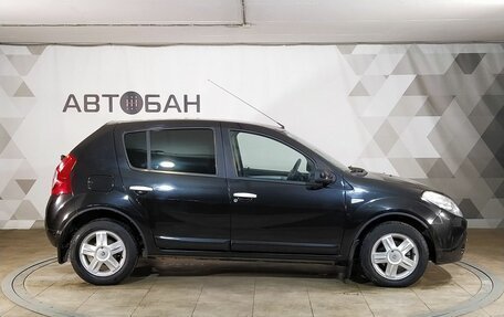 Renault Sandero I, 2013 год, 789 000 рублей, 6 фотография