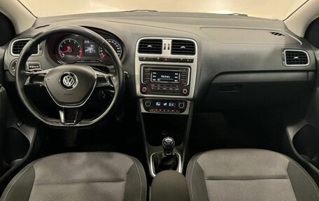 Volkswagen Polo VI (EU Market), 2016 год, 1 195 000 рублей, 16 фотография