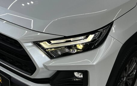 Toyota RAV4, 2024 год, 4 649 000 рублей, 4 фотография