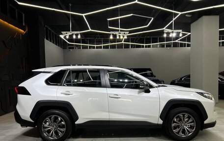 Toyota RAV4, 2024 год, 4 649 000 рублей, 9 фотография