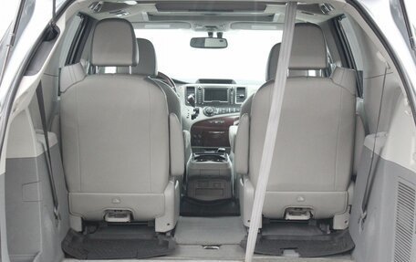 Toyota Sienna III, 2011 год, 2 150 000 рублей, 11 фотография