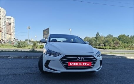 Hyundai Elantra VI рестайлинг, 2016 год, 1 660 000 рублей, 2 фотография