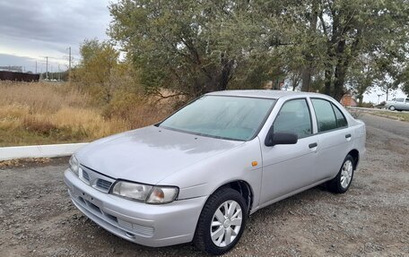 Nissan Almera, 1997 год, 250 000 рублей, 1 фотография