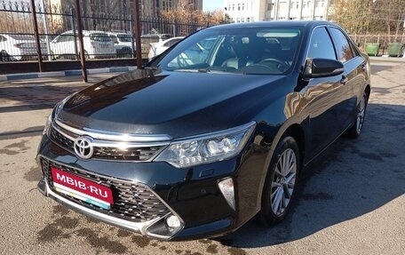 Toyota Camry, 2017 год, 2 265 000 рублей, 1 фотография