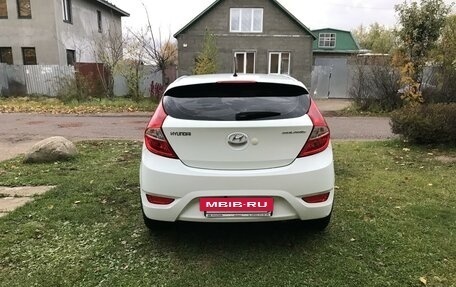 Hyundai Solaris II рестайлинг, 2012 год, 960 000 рублей, 4 фотография