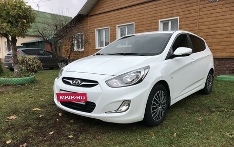 Hyundai Solaris II рестайлинг, 2012 год, 960 000 рублей, 7 фотография