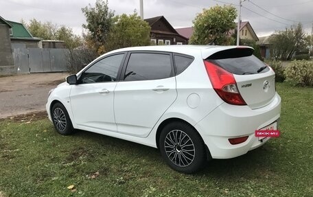 Hyundai Solaris II рестайлинг, 2012 год, 960 000 рублей, 5 фотография