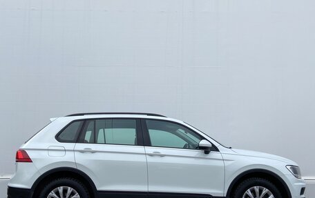 Volkswagen Tiguan II, 2017 год, 1 997 800 рублей, 12 фотография