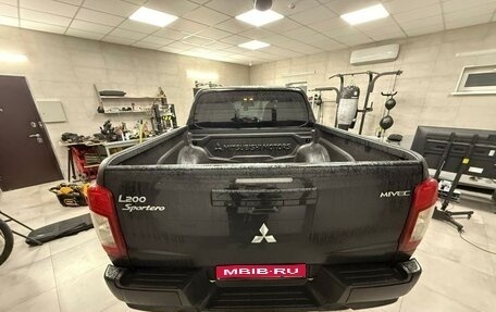 Mitsubishi L200 IV рестайлинг, 2023 год, 4 600 000 рублей, 1 фотография