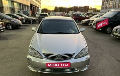 Toyota Camry V40, 2004 год, 1 500 000 рублей, 2 фотография