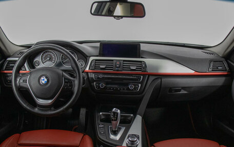 BMW 3 серия, 2012 год, 1 820 000 рублей, 13 фотография