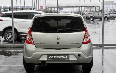 Renault Sandero I, 2013 год, 729 000 рублей, 4 фотография