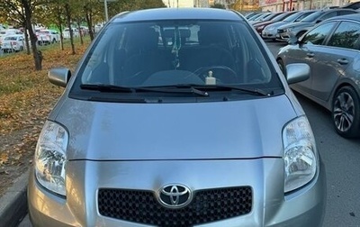 Toyota Yaris III рестайлинг, 2007 год, 650 000 рублей, 1 фотография