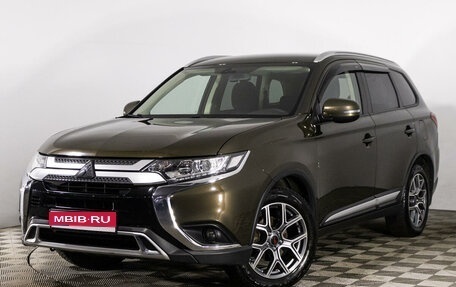 Mitsubishi Outlander III рестайлинг 3, 2019 год, 2 379 000 рублей, 1 фотография