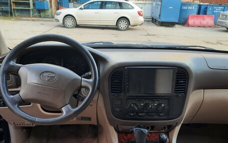 Toyota Land Cruiser 100 рестайлинг 2, 1999 год, 1 285 000 рублей, 4 фотография