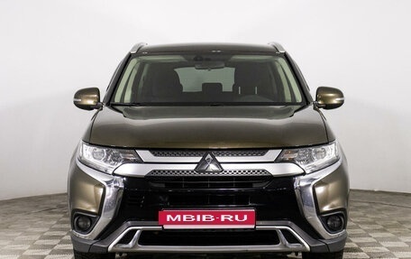 Mitsubishi Outlander III рестайлинг 3, 2019 год, 2 379 000 рублей, 2 фотография