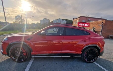 Lamborghini Urus I, 2021 год, 32 000 000 рублей, 10 фотография