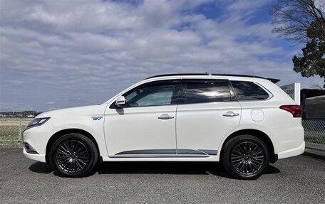 Mitsubishi Outlander III рестайлинг 3, 2020 год, 2 217 000 рублей, 3 фотография