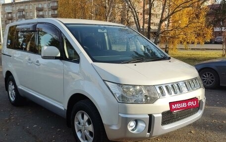 Mitsubishi Delica D:5 I, 2010 год, 1 600 000 рублей, 2 фотография