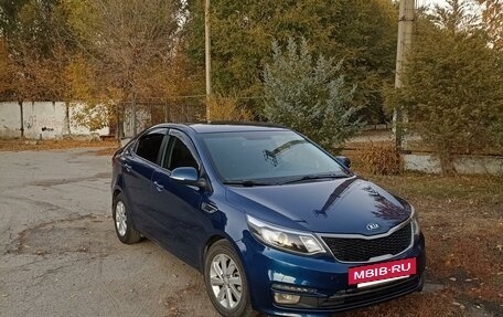 KIA Rio III рестайлинг, 2015 год, 925 000 рублей, 2 фотография