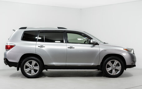 Toyota Highlander III, 2011 год, 2 249 000 рублей, 4 фотография