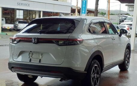 Honda Vezel, 2021 год, 2 439 000 рублей, 5 фотография