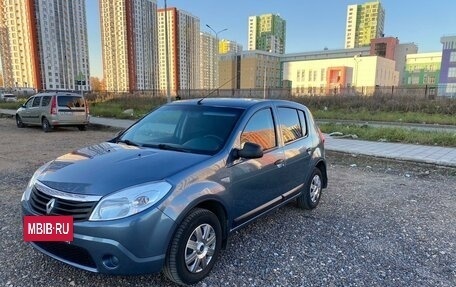 Renault Sandero I, 2013 год, 600 000 рублей, 2 фотография