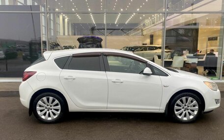 Opel Astra J, 2011 год, 749 000 рублей, 3 фотография