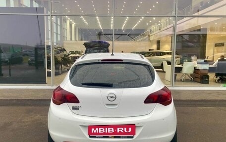 Opel Astra J, 2011 год, 749 000 рублей, 5 фотография