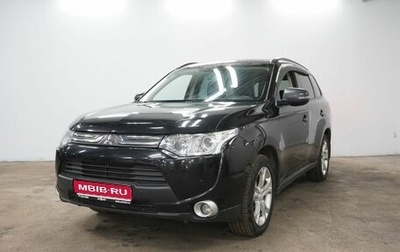 Mitsubishi Outlander III рестайлинг 3, 2013 год, 1 509 000 рублей, 1 фотография